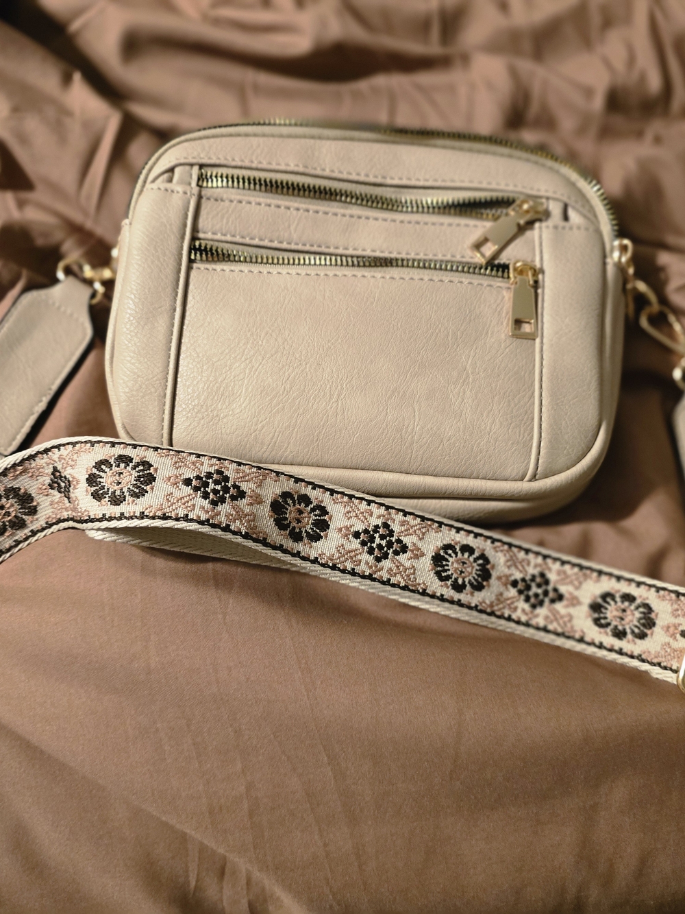 Women’s Crossbody Bag in Cream with Gold Zippers